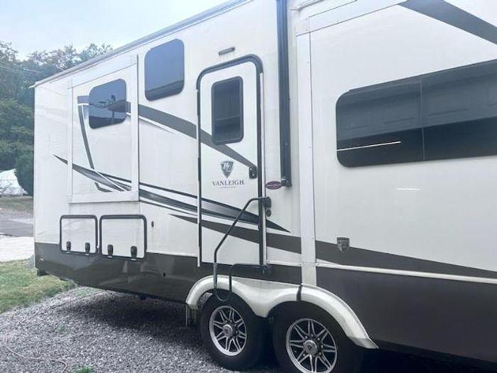 Used 2022 Vanleigh Vilano 394RK