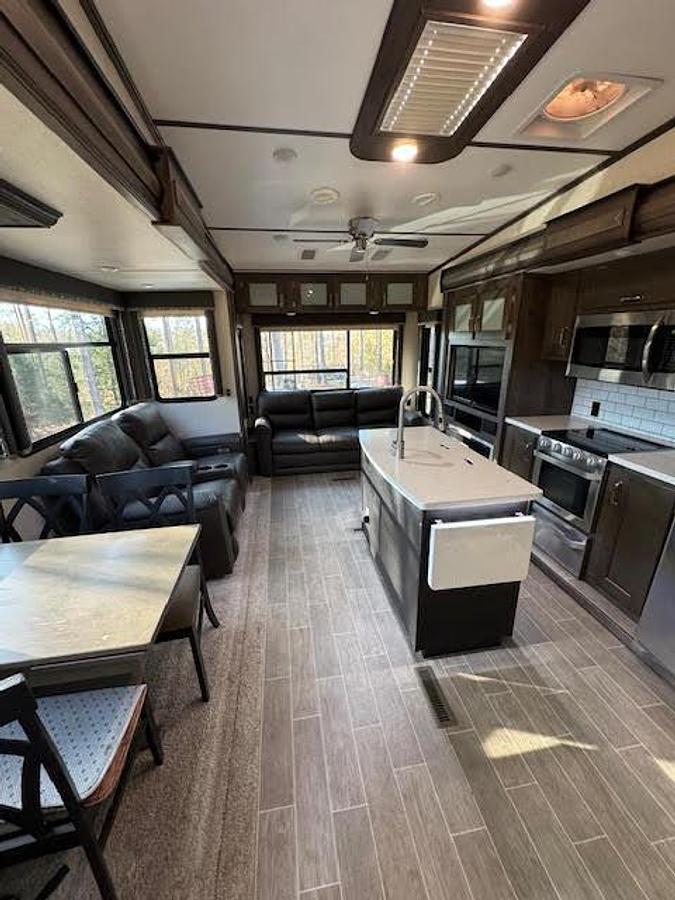 Used 2020 Keystone Montana High Country 385BR Fifth Wheel