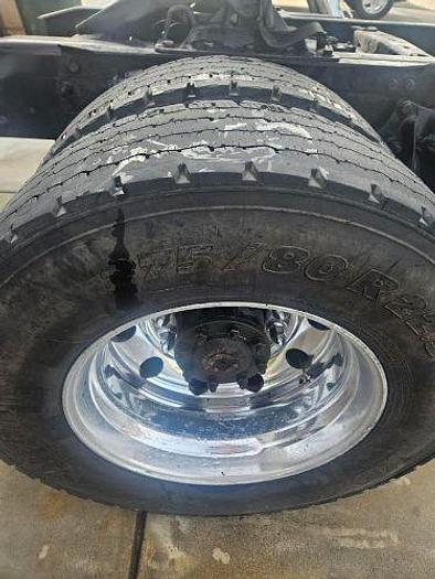 Used 2013 Freightliner Cascadia 125