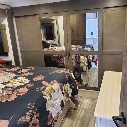 Used 2022 Alliance Valor 40V13