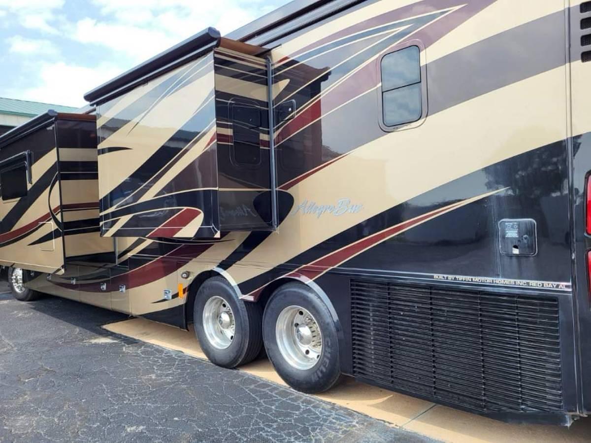 Used 2012 Tiffin Allegro Bus 43QGP