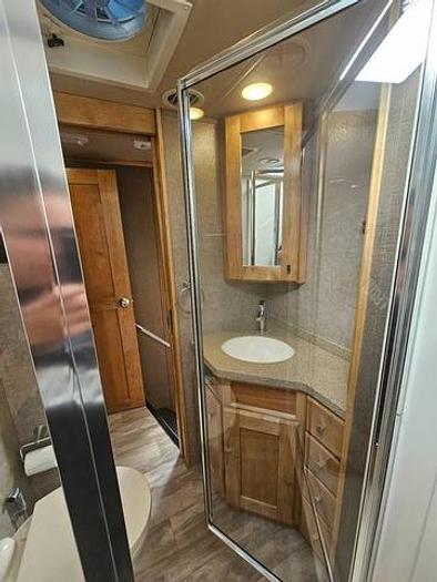 Used 2019 Vanleigh RV Vilano 320 GK