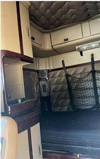 Used 2015 Freightliner CORONADO 122