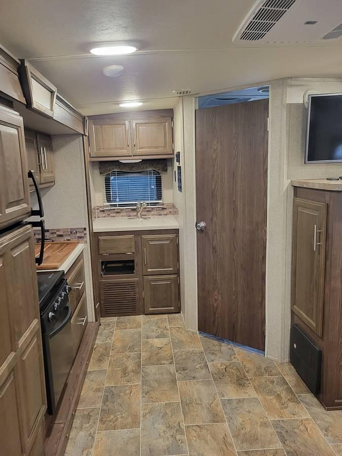 Used 2016 Forest River Rockwood Ultra Lite 2304DS Travel Trailer