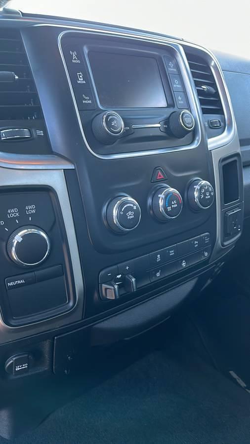 Used 2015 Ram 3500 SLT 4X4 Hemi V8 Crew Cab