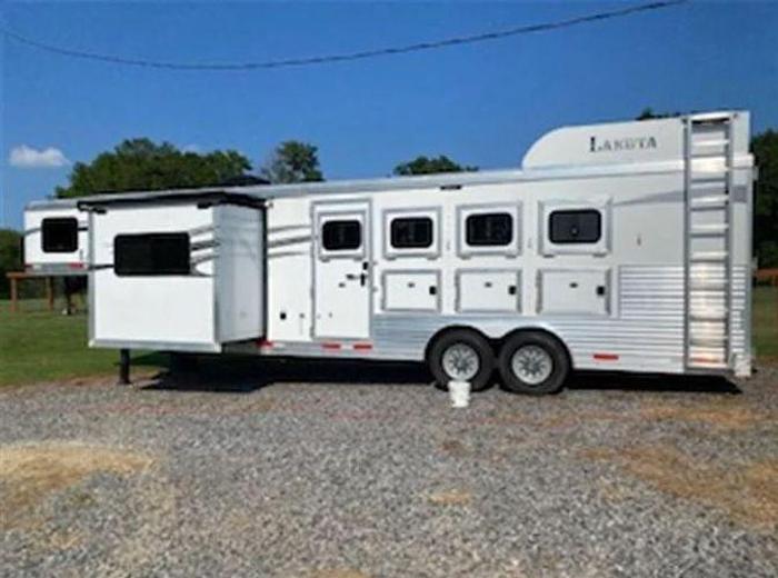 Used 2019 Lakota Charger 8411RK 4 Horse Trailer with Living Quarters