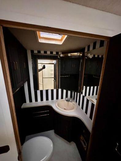 Used 1998 Winnebago Chieftain