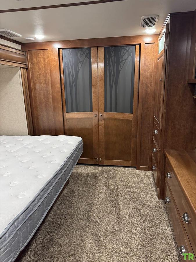Used 2017 CrossRoads Redwood 382RL
