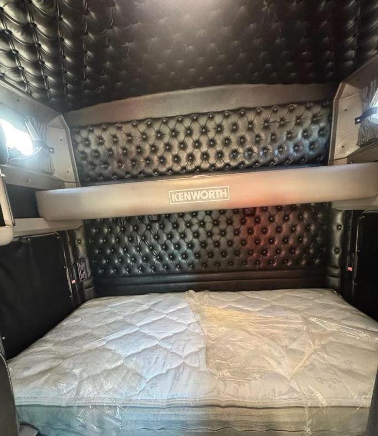 Used 2023 Kenworth W900L Sleeper Semi Truck