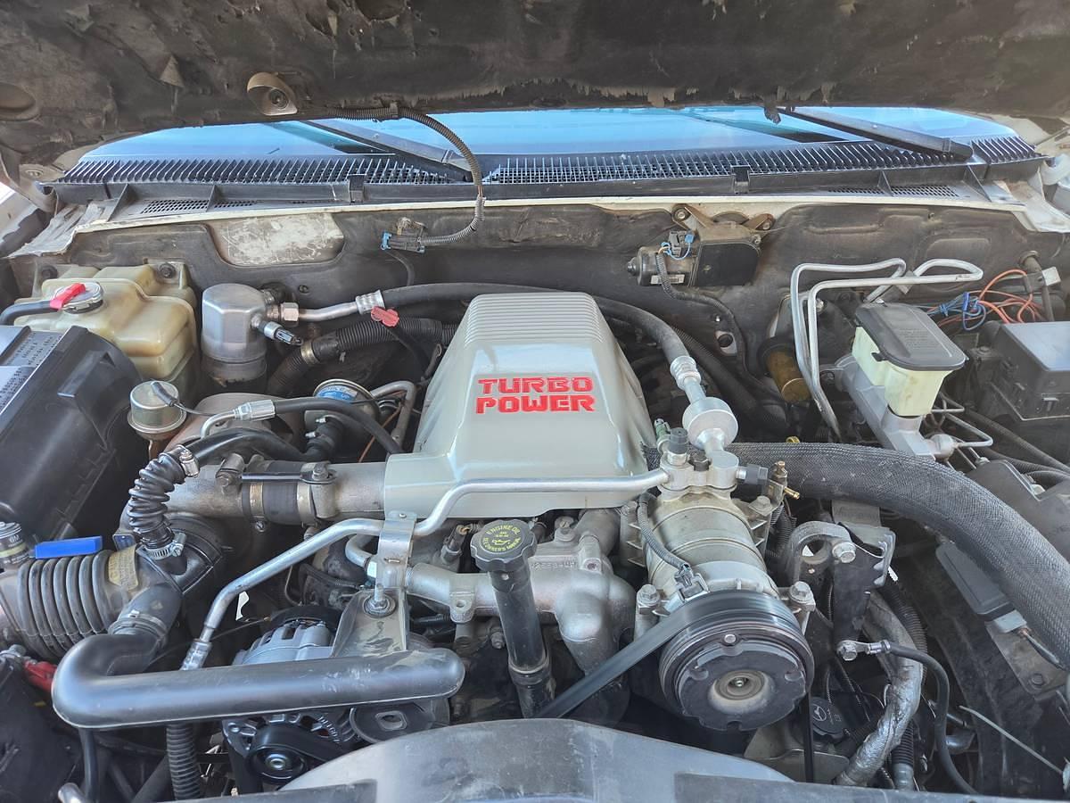 Used 2000 Chevrolet Model Gmt-400 2500 Diesel 4x4