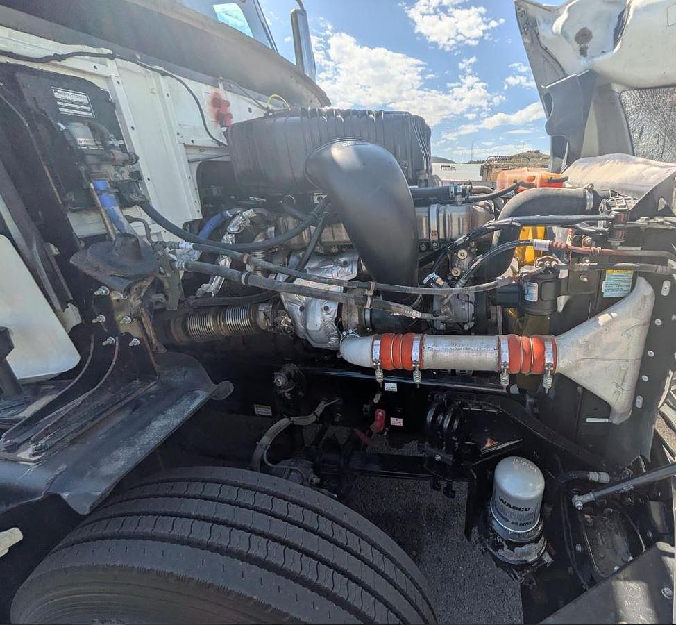 Used 2022 Western Star 5700XE