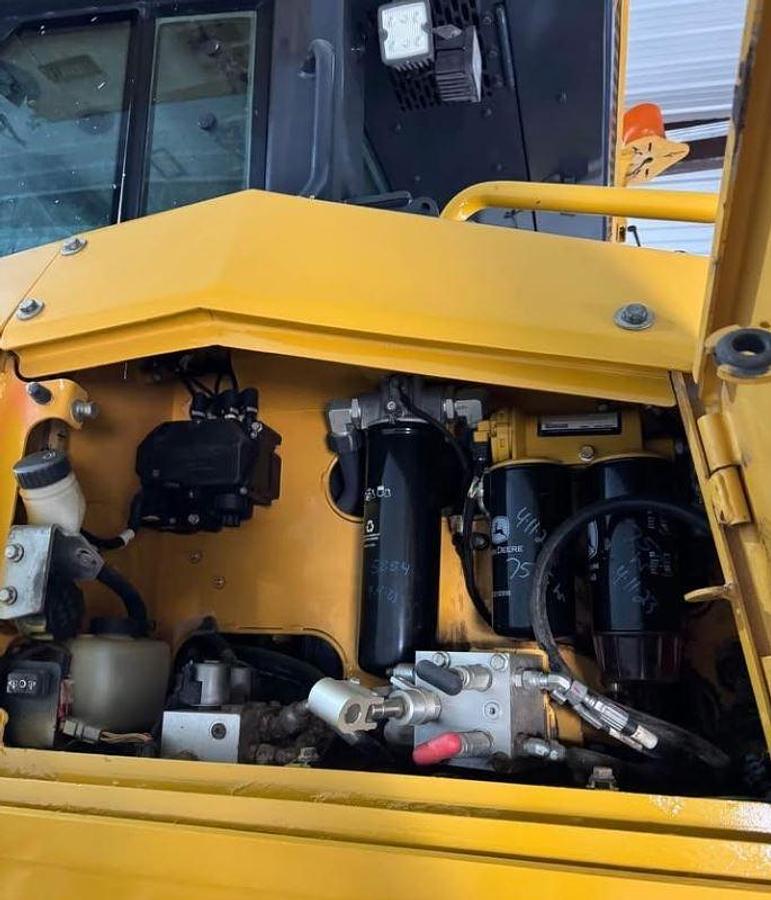 Used 2018 John Deere 1050K