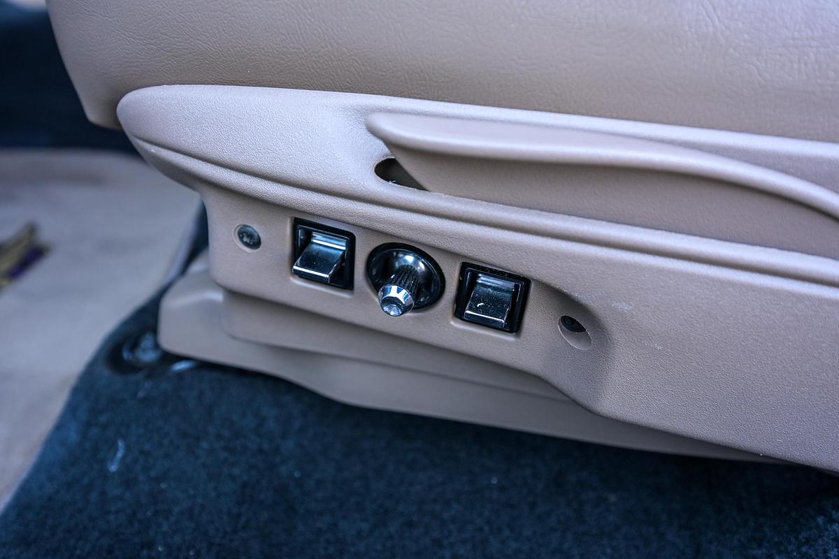 Used 1995 Chevrolet Monte Carlo