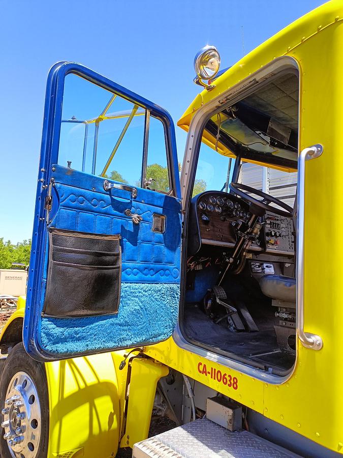 Used 1986 Peterbilt 359