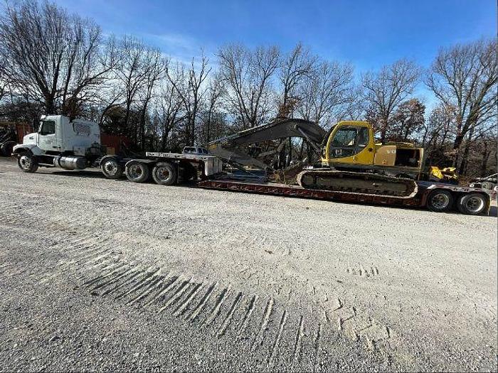 Used 2014 Volvo VHD84F200