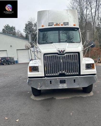 Used 2020 WESTERN STAR 4700