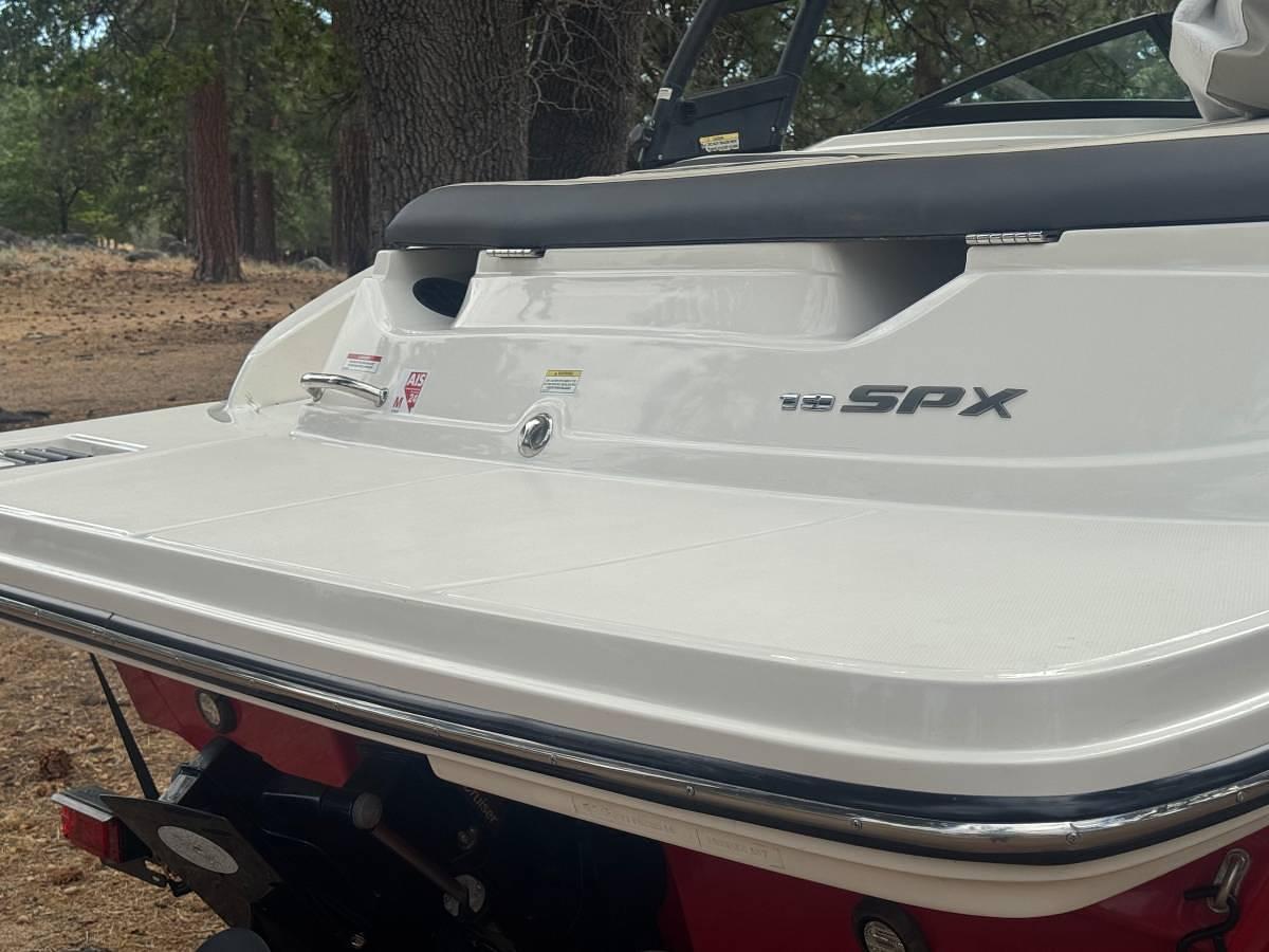 Used 2016 Sea Ray SPX 19