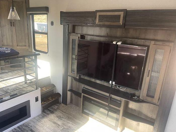 Used 2020 Keystone Sprinter Limited