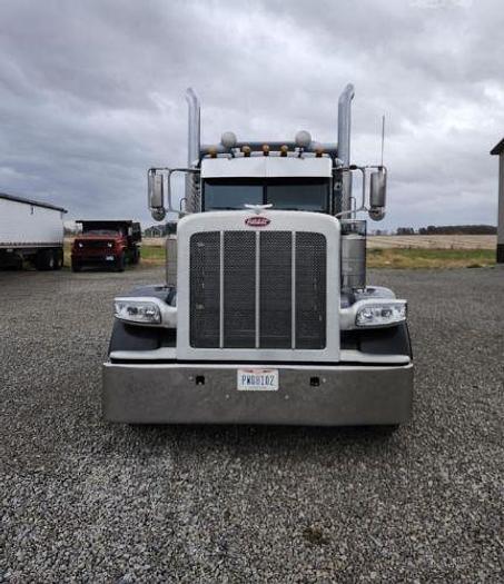 Used 2017 Peterbilt 389