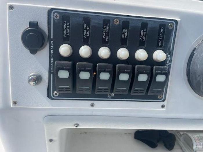 Used 2000 Hurricane Fun Deck