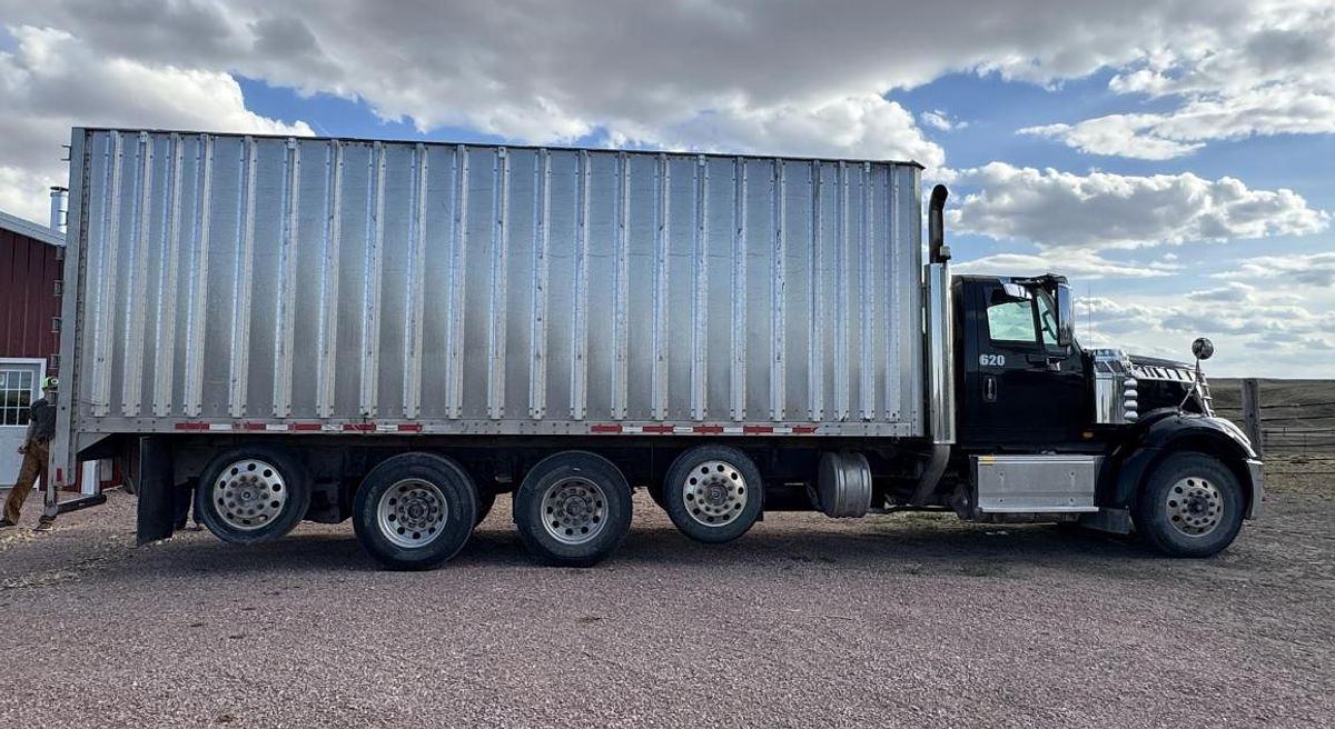 Used 2016 International LoneStar