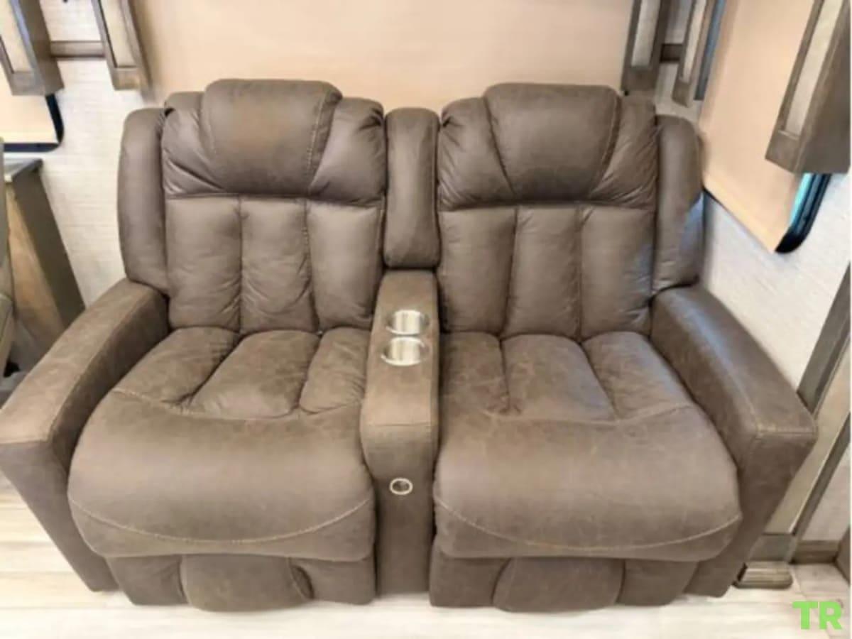 Used 2022 Vanleigh Beacon 34RLB