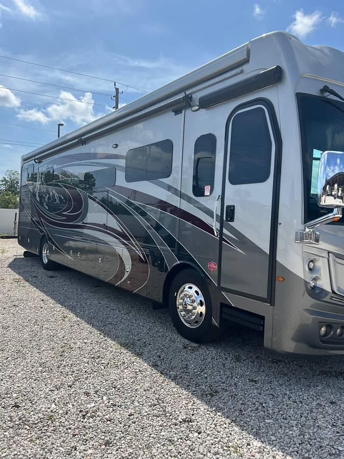 Used 2022 Fleetwood Discovery LXE 40M Class A Motorhome