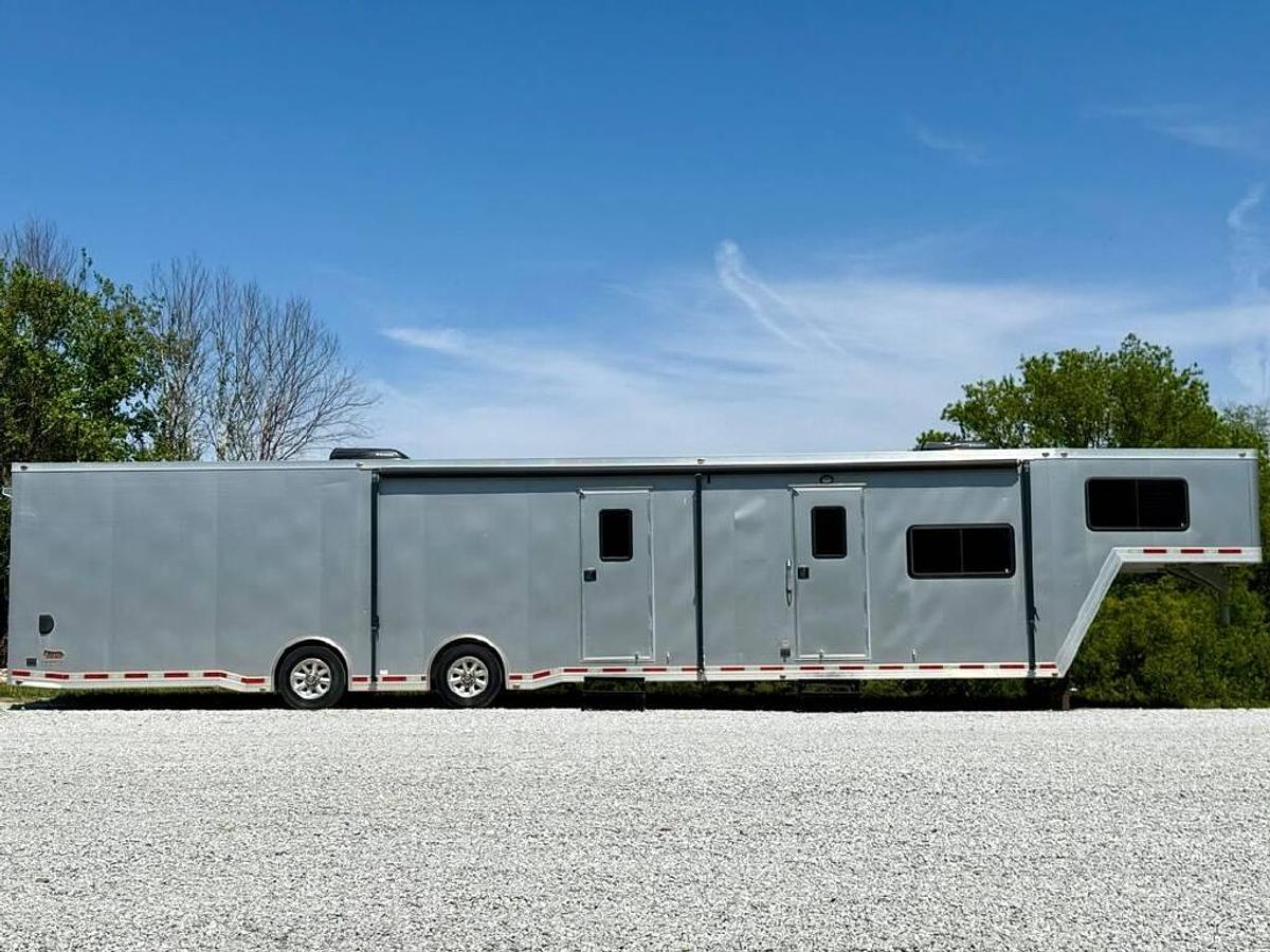 Used 2016 Atc Quest X Living Quarters Trailer