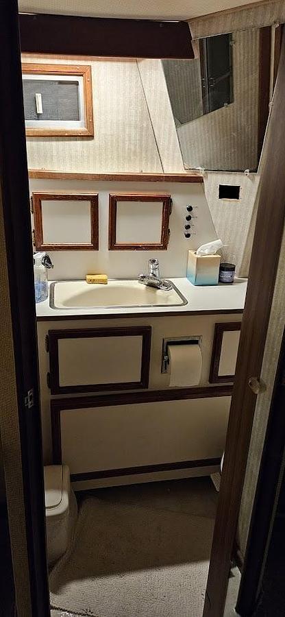 Used 1975 Viking Yacht