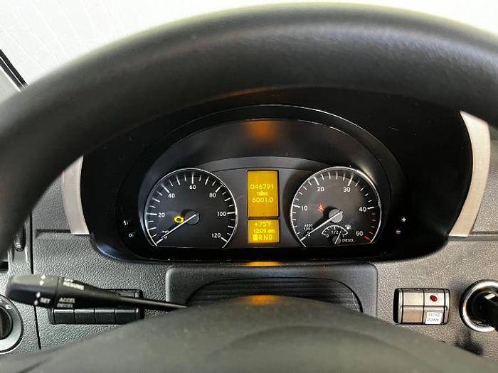 Used 2015 Leisure Travel Unity U24TB