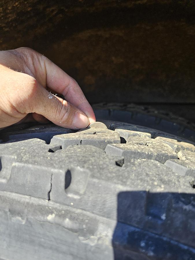 Used 2009 Freightliner Bus