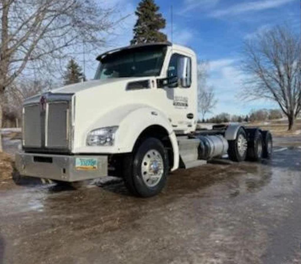 Used 2020 Kenworth T880