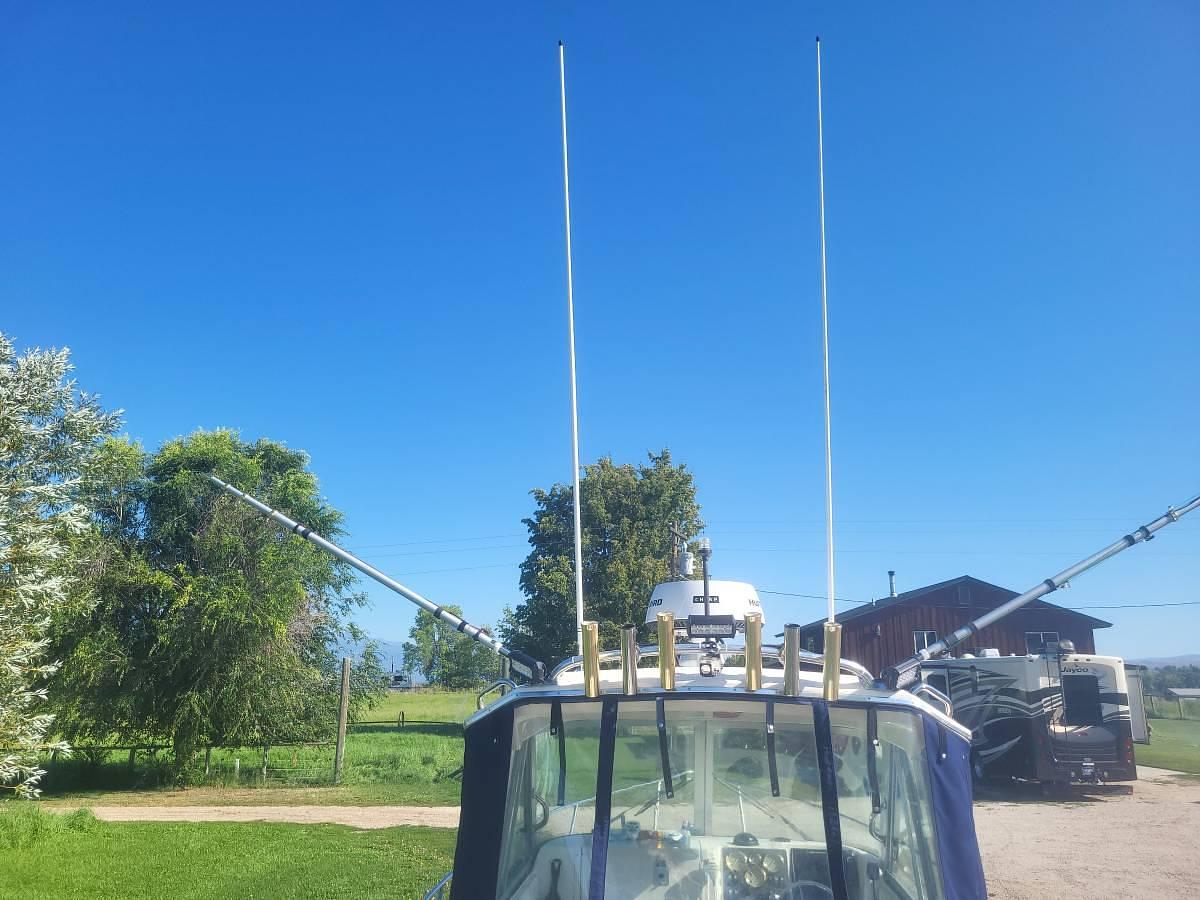 Used 2008 Seaswirl Striper 2101 Walk-Around Alaskan Package Powerboat