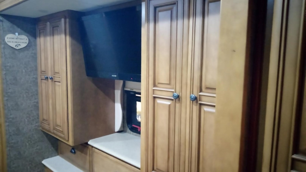 Used 2013 Newmar Dutch Star 4318