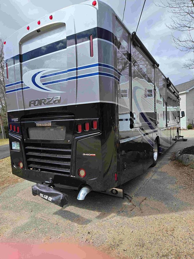 Used 2020 Winnebago Forza 36H Class A Motorhome