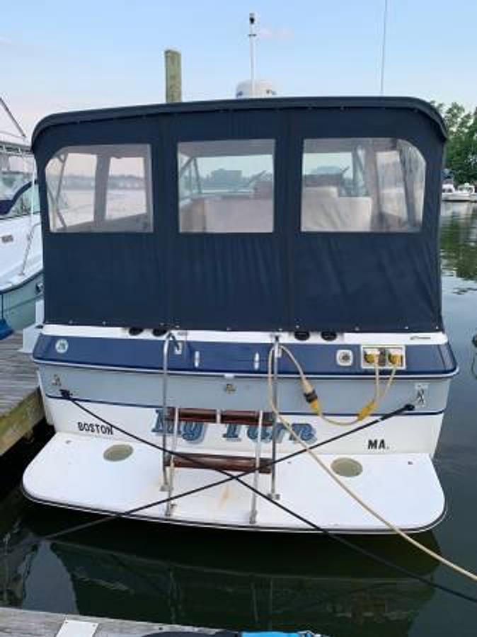 Used 1987 Cruisers 297 Elegante