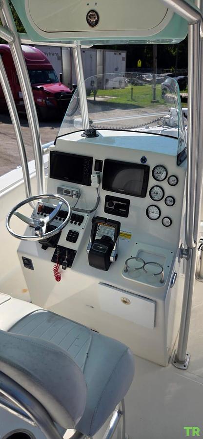 Used 2013 Sea Fox 256 Commander Center Console Boat