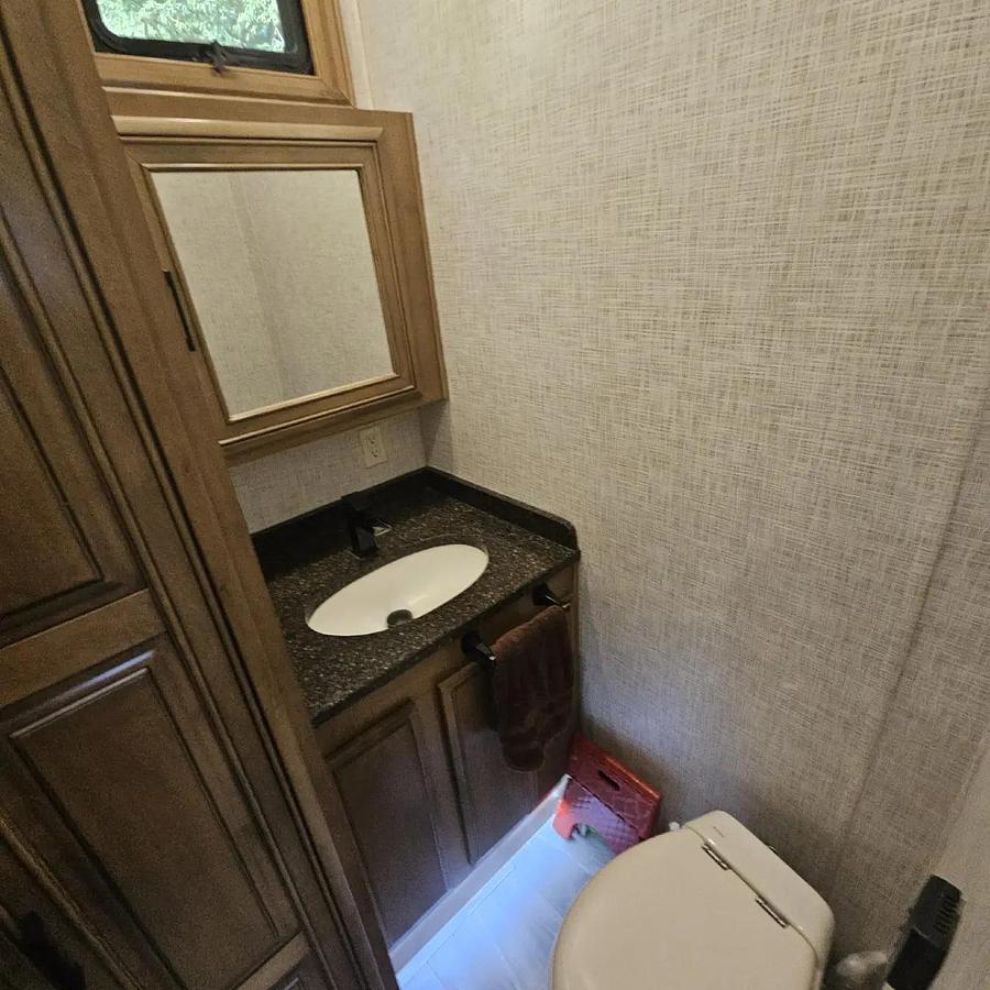 Used 2019 DRV Mobile Suite 44 Houston Fifth Wheel