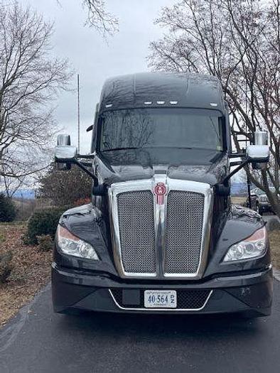 Used 2022 KENWORTH T680