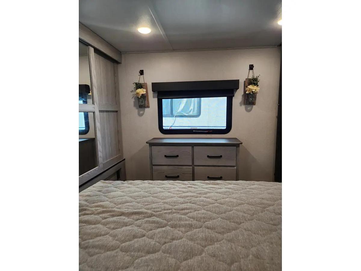Used 2023 Keystone Montana High Country 377FL