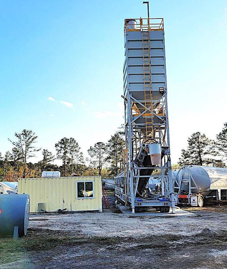 Used 2024 VERSAMIX VM1350 Portable Concrete Plant