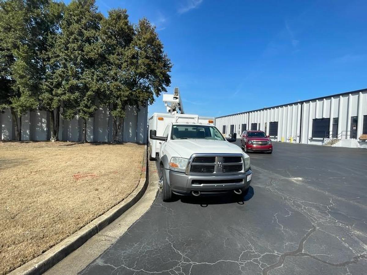 Used 2011 Dodge Ram 5500 Heavy Duty Boom/Bucket Truck