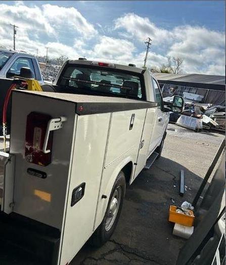 Used 2024 Ford Super Duty F-250 SRW 4x2 XL 2dr Regular Cab 8 ft LB Pickup