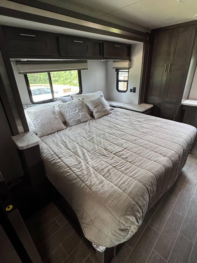 Used 2022 Forest River Georgetown GT5 M-34M