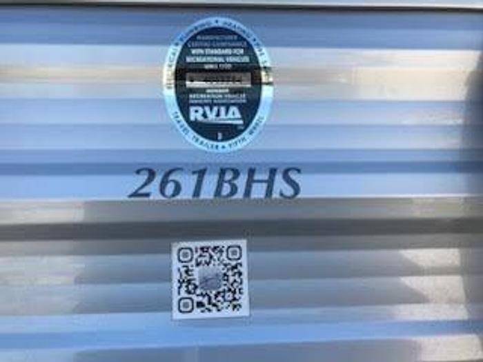 Used 2016 Coachmen Catalina 261BHS