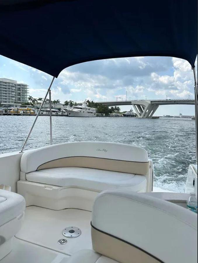 Used 2008 SeaRay Sundancer 260 28’