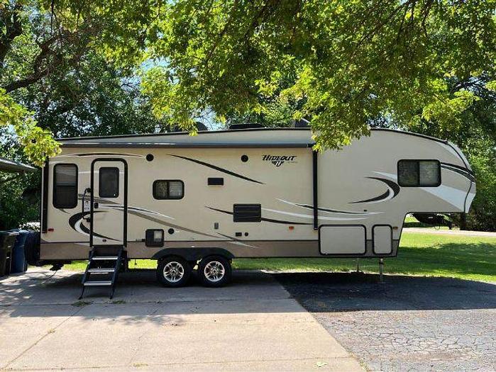 Used 2016 Keystone Hideout 276RLS