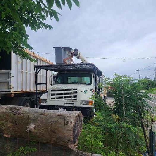 Used 2001 INTERNATIONAL DT4700 Bucket Truck with a Forestry Package