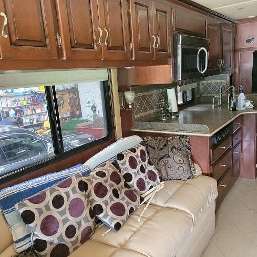 Used 2012 Newmar Ventana 4337