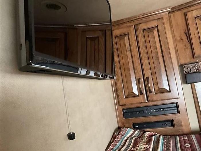 Used 2021 Twister 3 Horse Trailer with Living Quarters